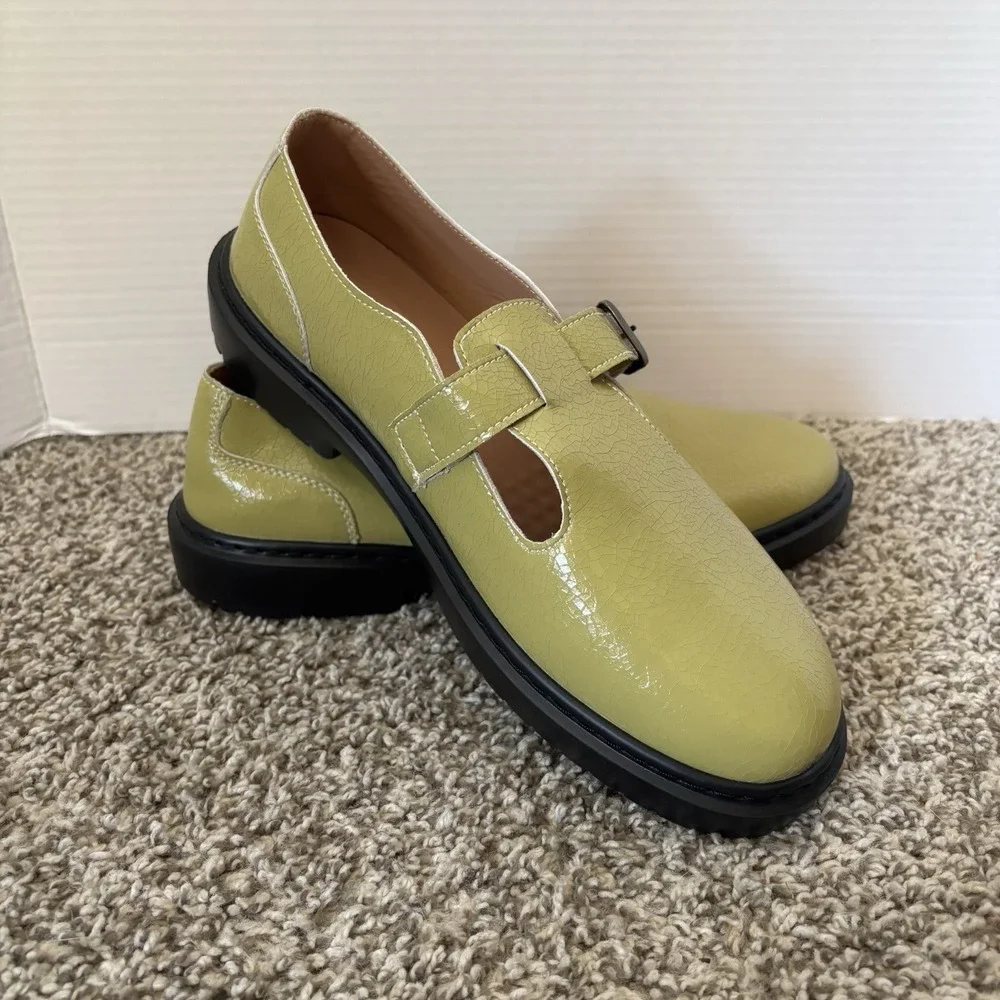 Women's Green buckle Mary Jane shoes New womens Size 11